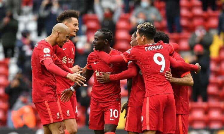 Chuyên gia và người hâm mộ dự đoán kết quả Premier League 2021