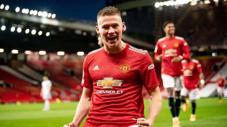 Siêu máy tính dự đoán kết quả Premier League 2021